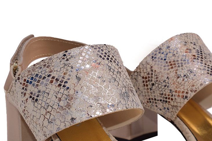Claudia C. - Sandali in pelle patchwork con tacco