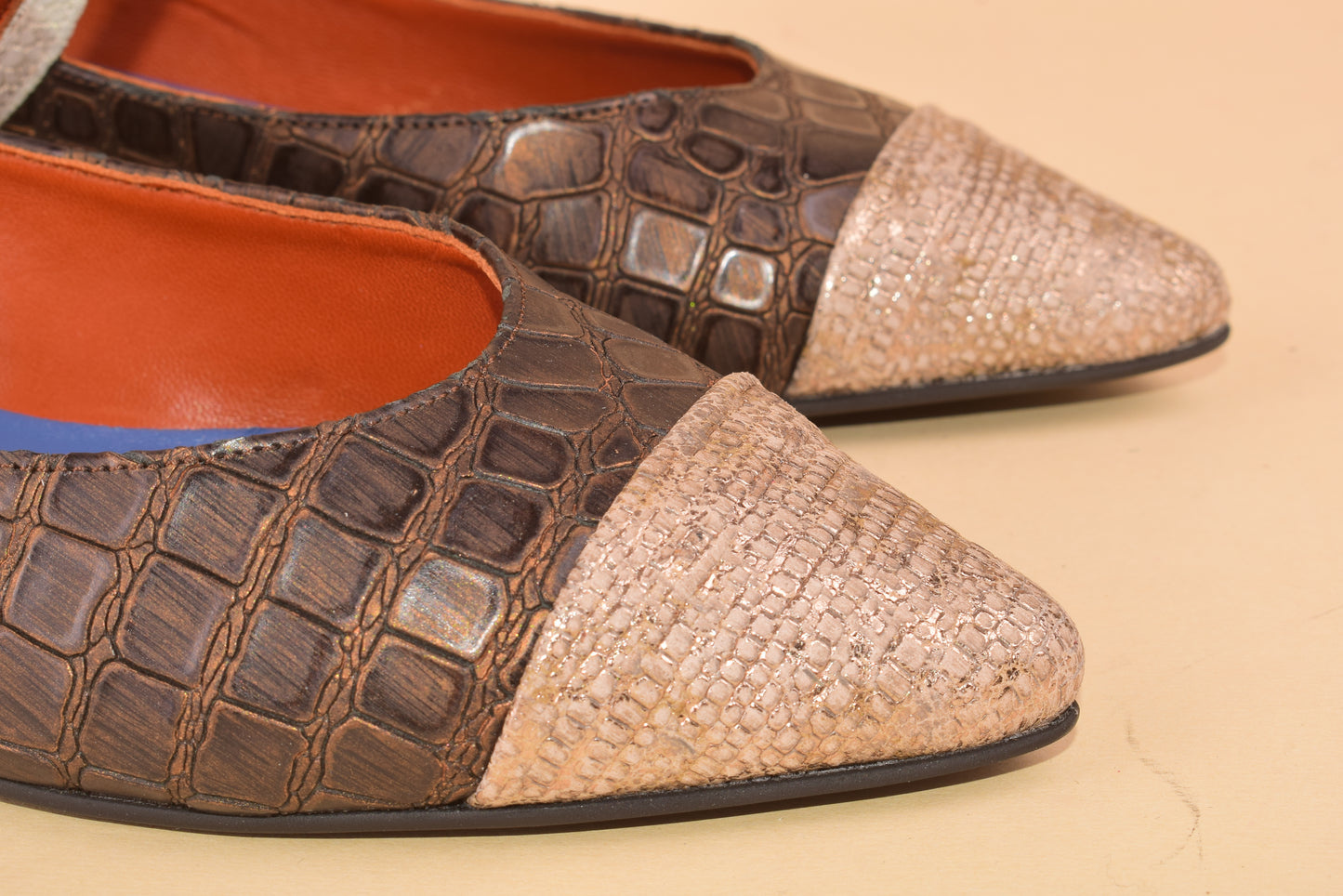 The click effect - Mary Jane a punta in pelle patchwork con tacco 2cm