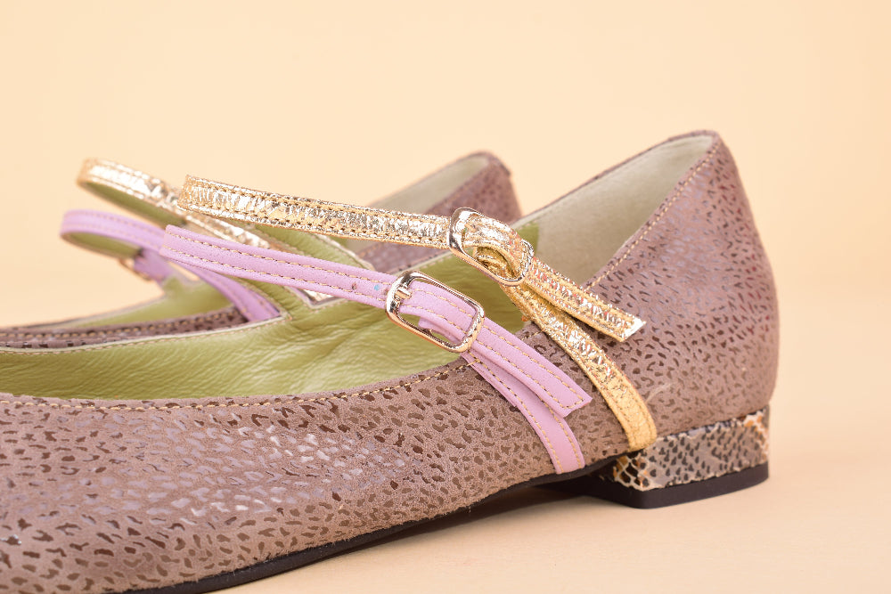 Taupe