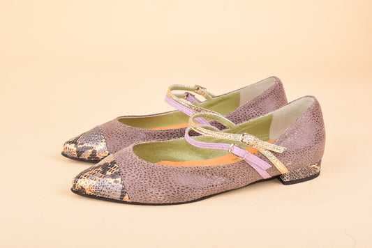 Taupe