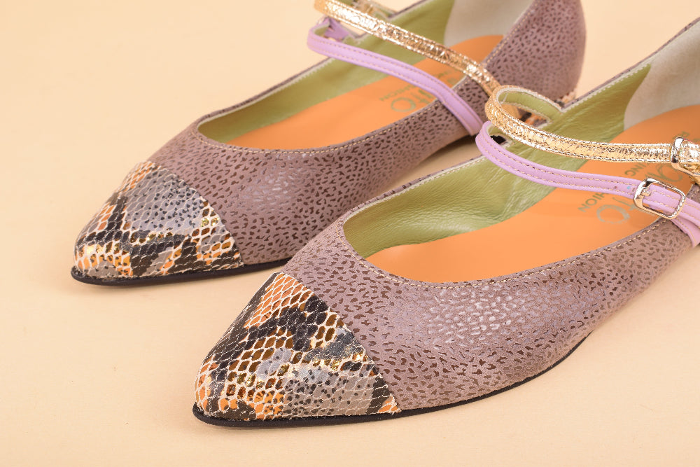 Taupe