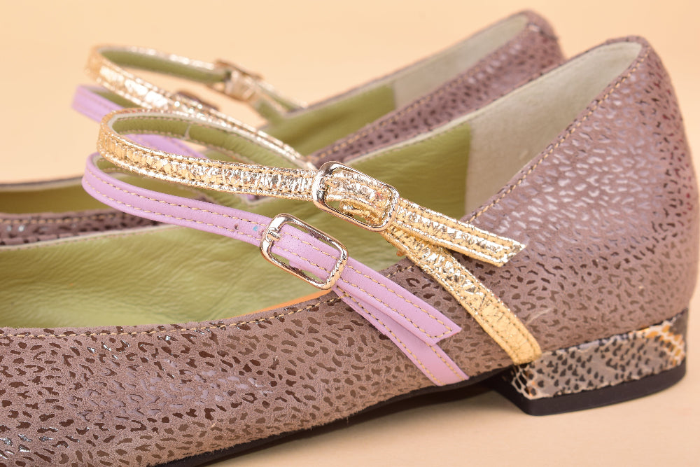 Taupe