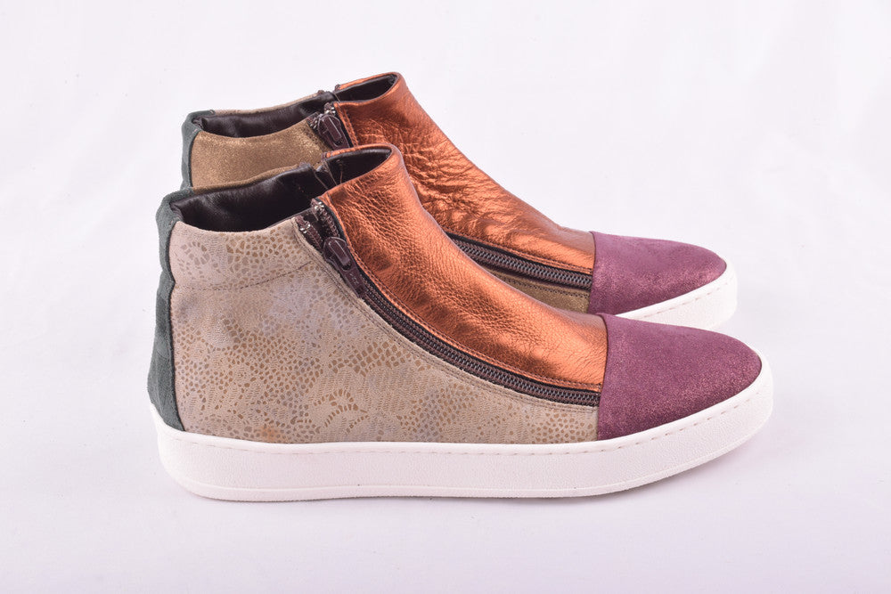 Taupe